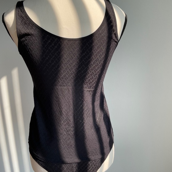 EUC SKIMS Black stretch logo tank top SZ M - Picture 5 of 5